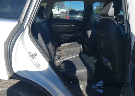 2016 Audi Q5 2.0T Premium z USA, uszkodzony, nr VIN WA1L2AFP2GA028012